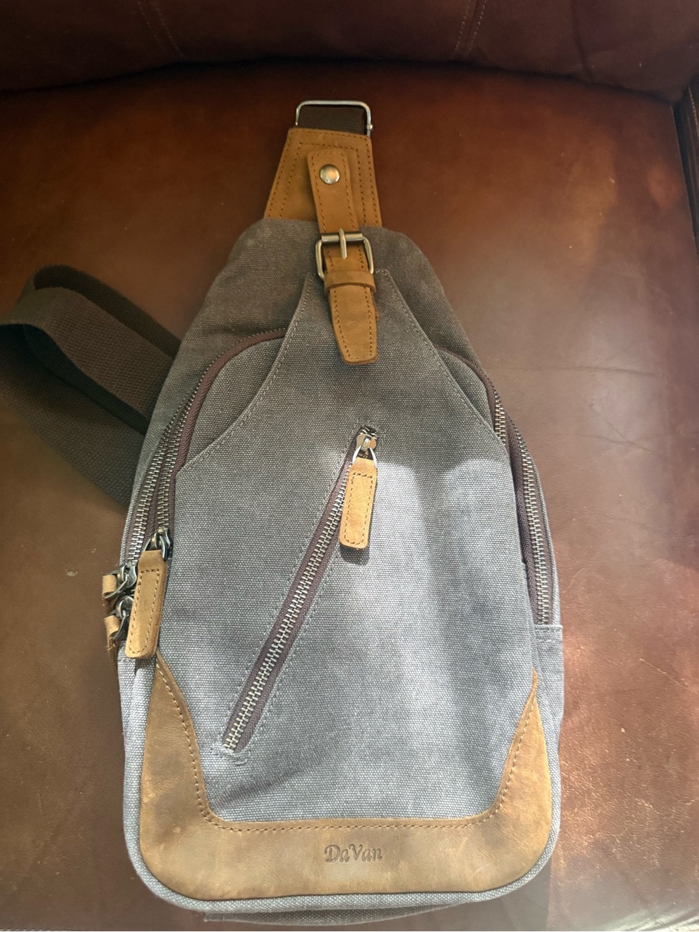 DaVan Designs Convertible Canvas Sling Bag Backpack Gray Like New